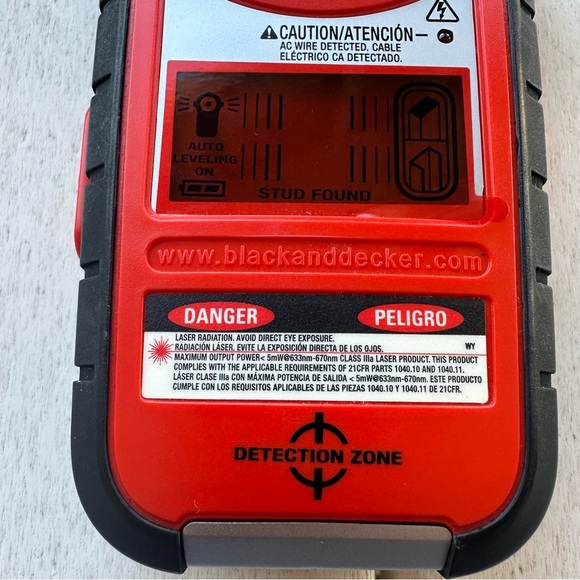 Black & Decker BullsEye Auto-Leveling Laser with Case BDL190S - Picture 7 of 15